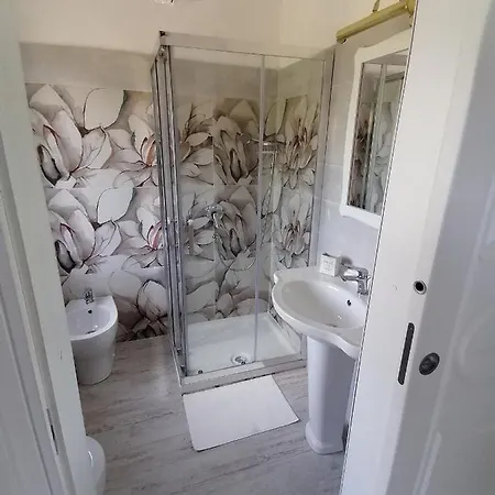 Daniela * Policastro Bussentino